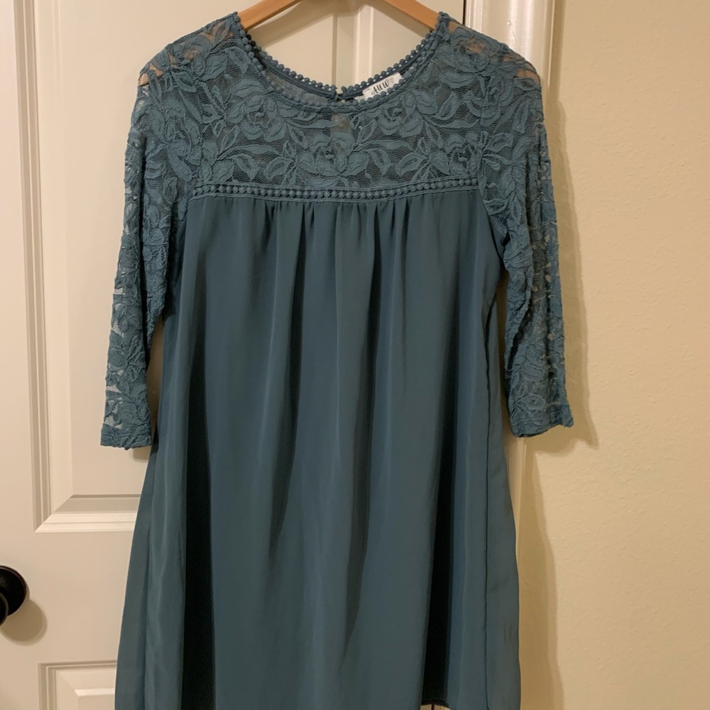 Blue Lace Top NWOT